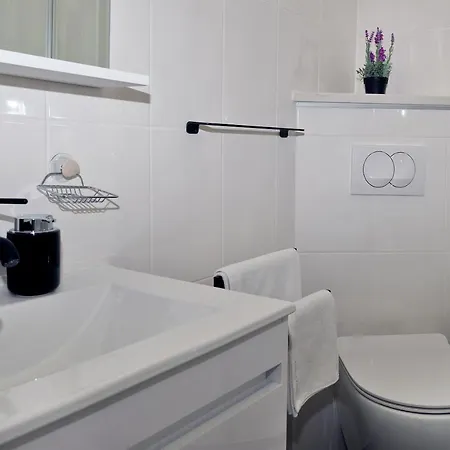 Princess Maria - Free Garage Apartamento